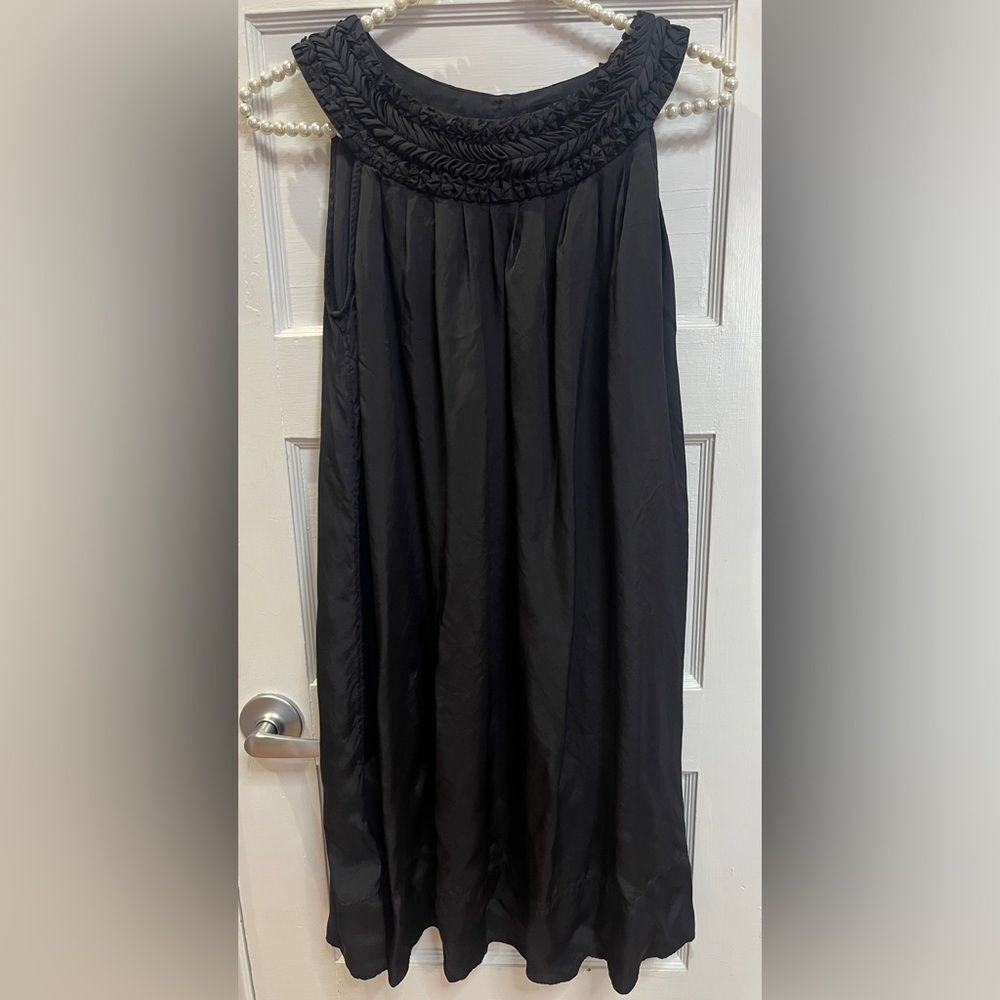 Banana Republic black sleeveless dress gathered neckline Size S